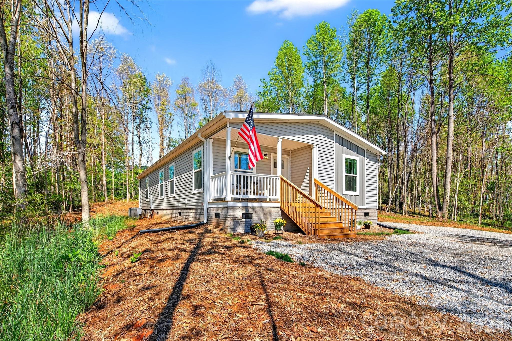 55 Cypress Road Marion, NC 28752 - Photo 3 of 33