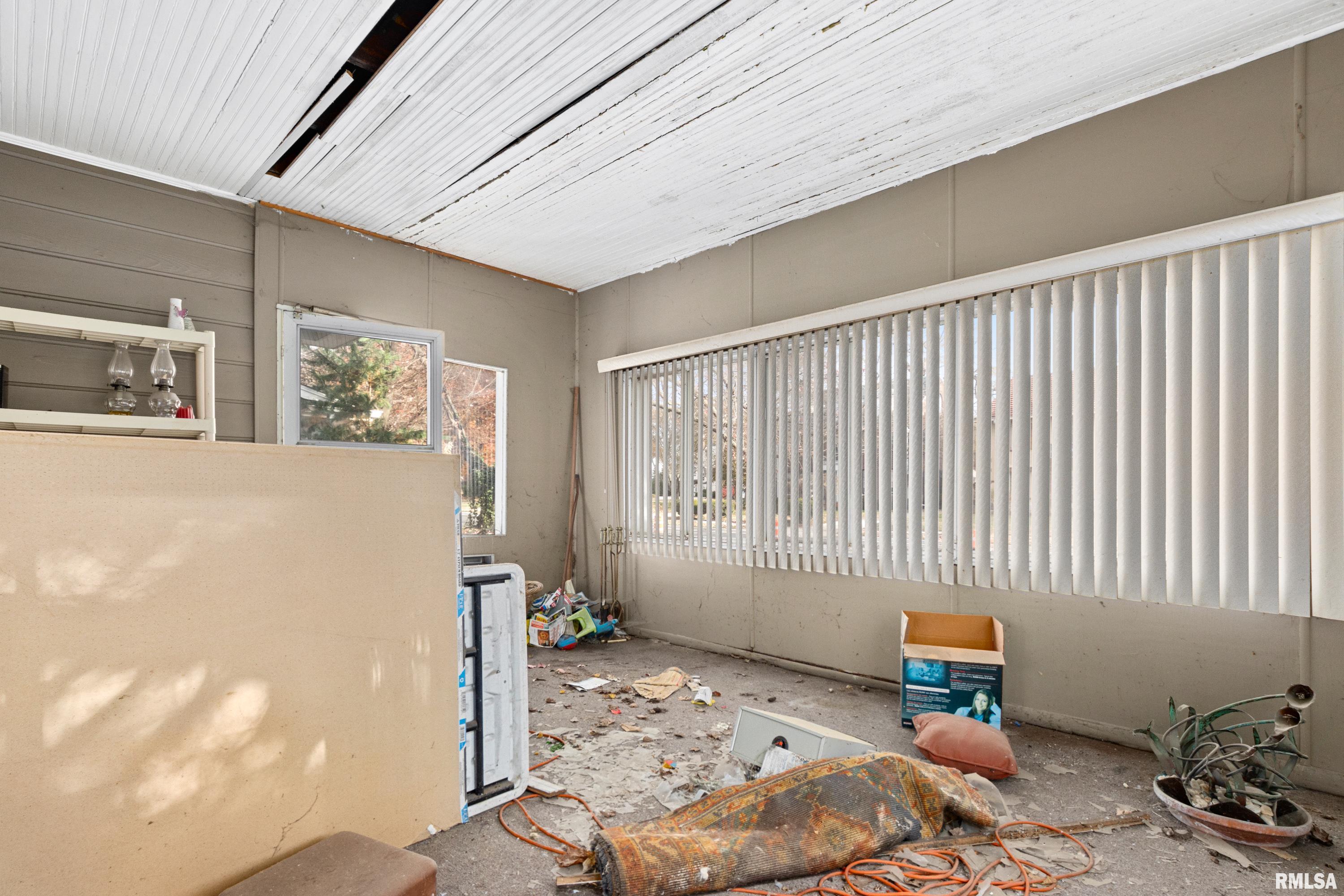 1825 West Moss Avenue Peoria, IL 61606 - Photo 19 of 62