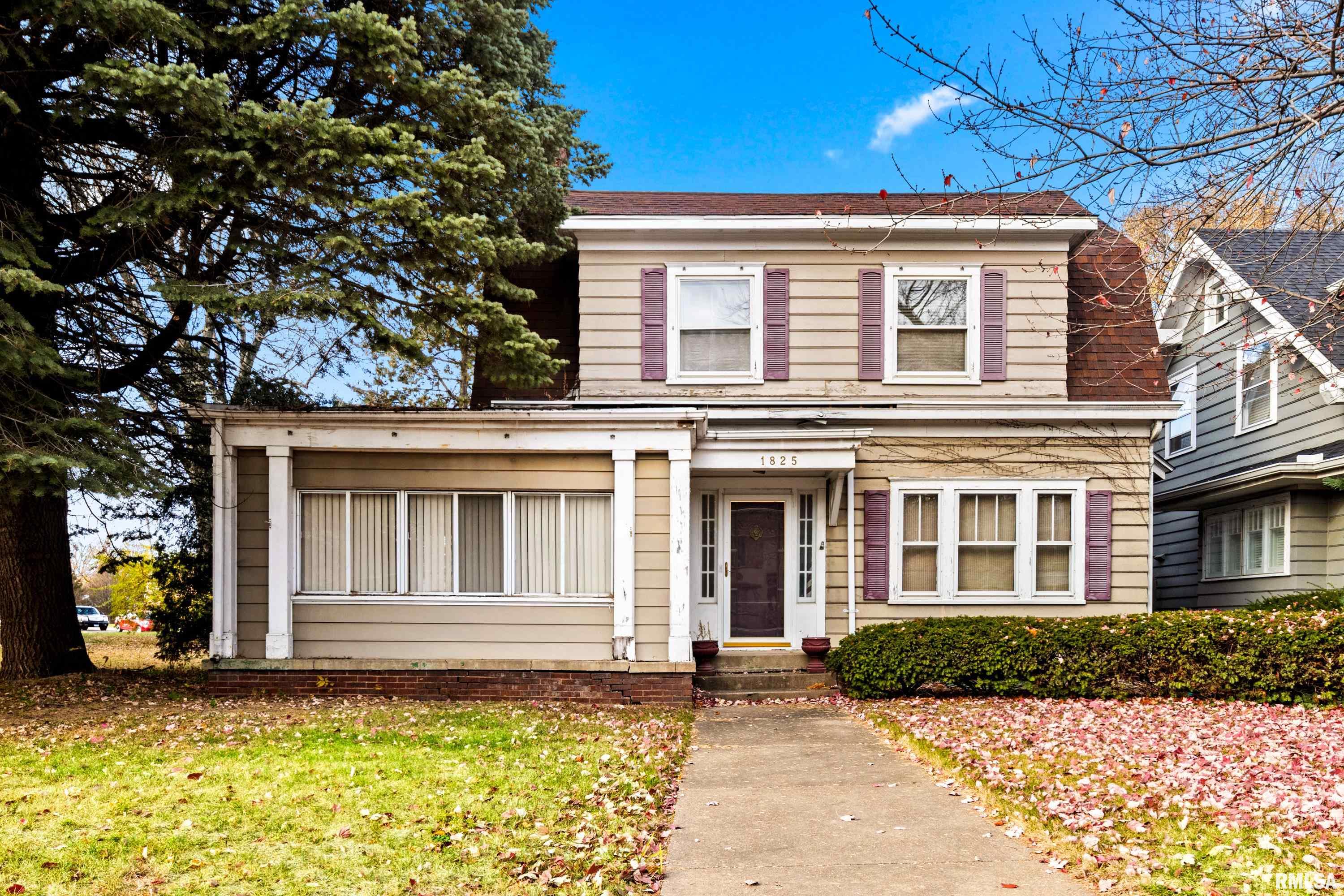 1825 West Moss Avenue Peoria, IL 61606 - Photo 2 of 62