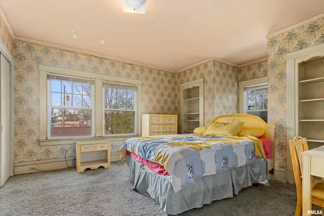 $130,000 | 1825 West Moss Avenue, Peoria, IL 61606