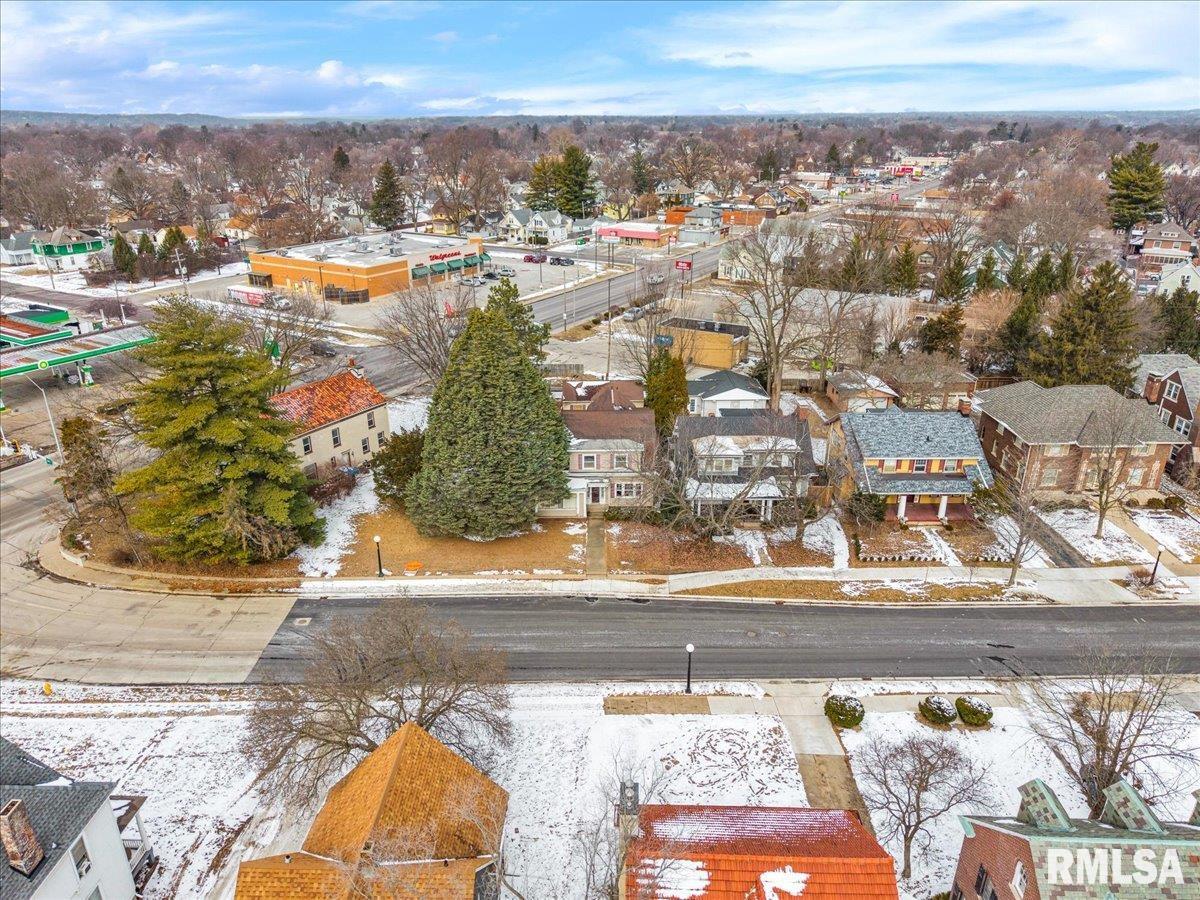 1825 West Moss Avenue Peoria, IL 61606 - Photo 54 of 62