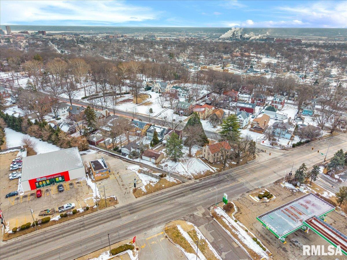 1825 West Moss Avenue Peoria, IL 61606 - Photo 58 of 62