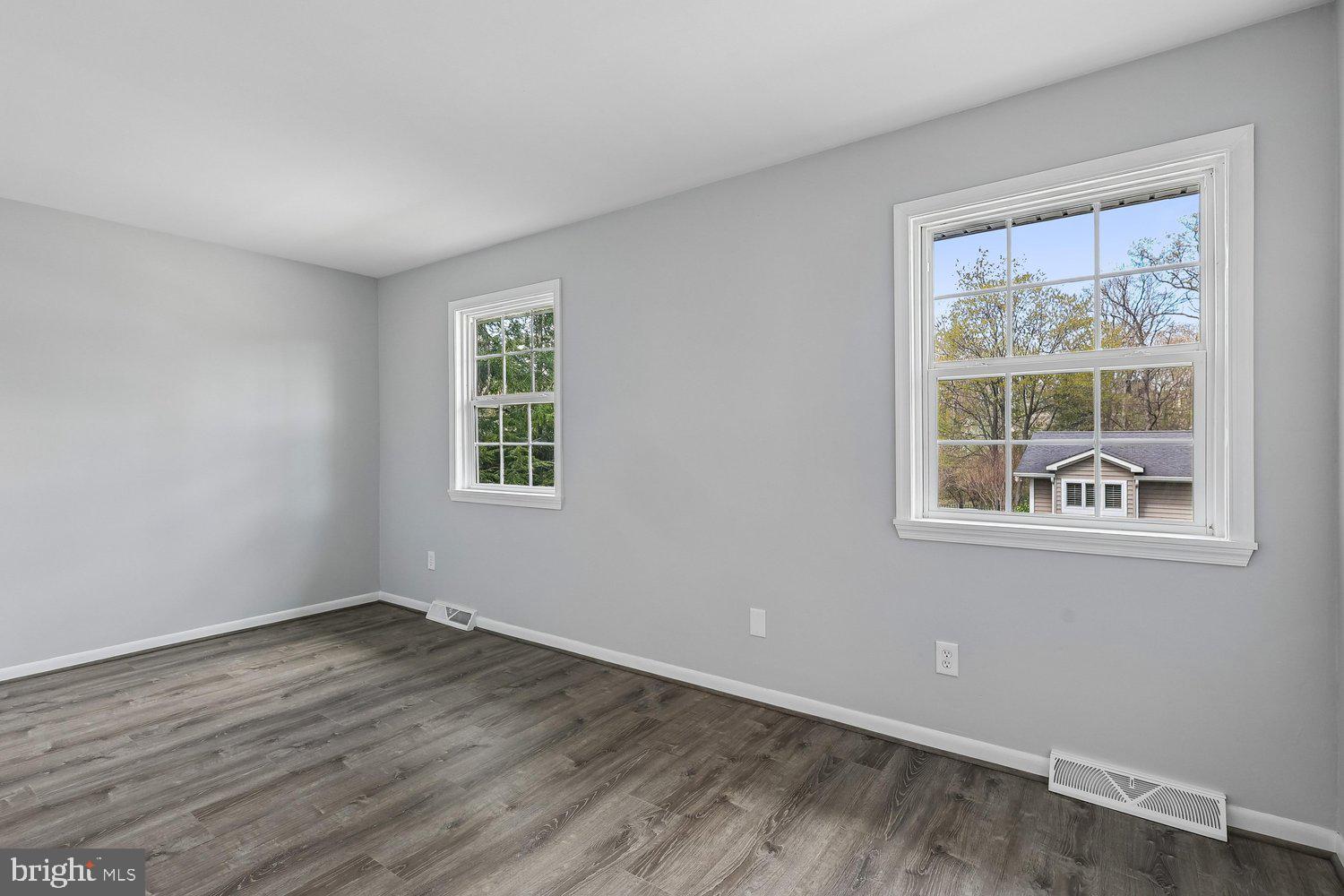580 Park Road Severna Park, MD 21146 - Photo 15 of 36 Bedroom 2