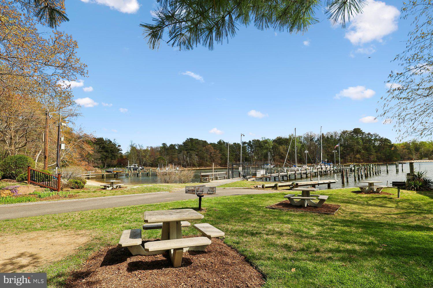 580 Park Road Severna Park, MD 21146 - Photo 29 of 36 Hillbottom Beach with picnic area
