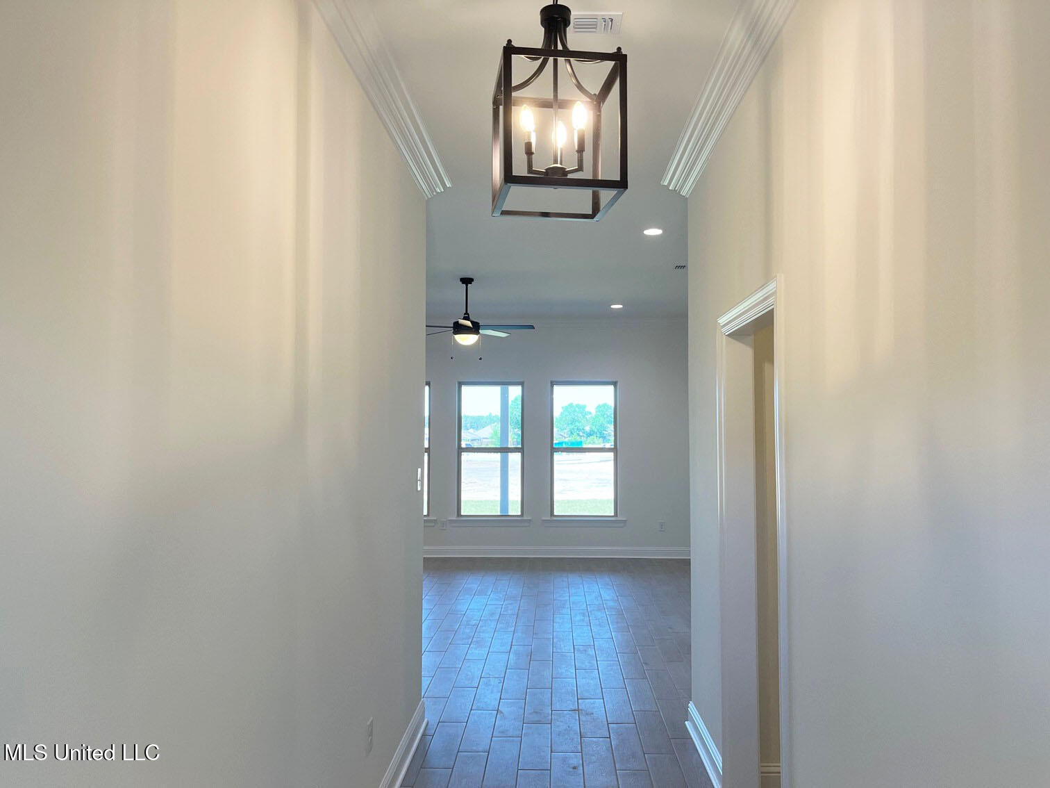 12111 Walker Road Ocean Springs, MS 39564 - Photo 2 of 20 Picture96 copy