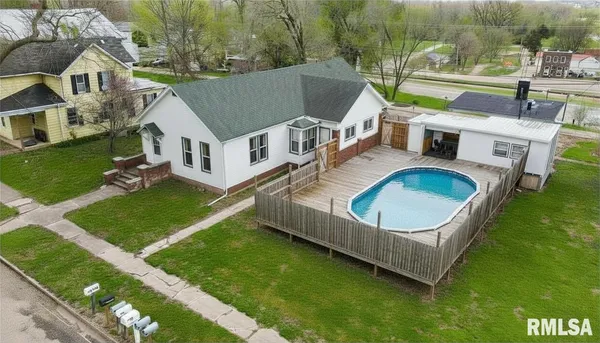 $120,000 | 105 North 1st Street, Sparland, IL 61565