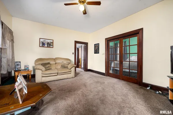 $120,000 | 105 North 1st Street, Sparland, IL 61565