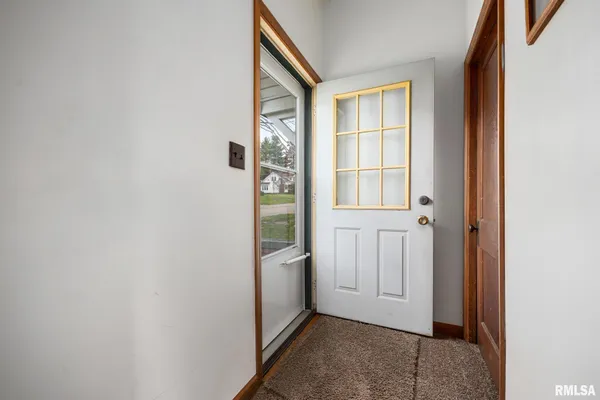 $120,000 | 105 North 1st Street, Sparland, IL 61565