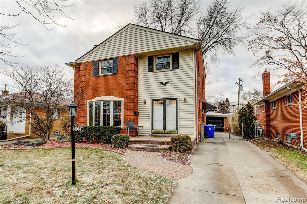 31051 Kelly Road Fraser, MI 48026 - Photo 2 of 24