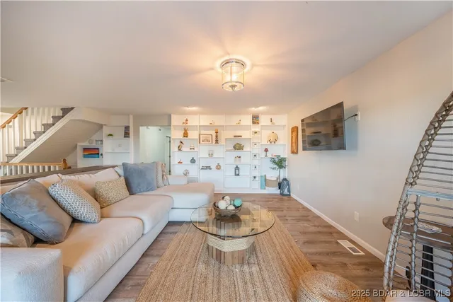 $899,000 | 4692 Lakehurst Circle, Osage Beach, MO 65065