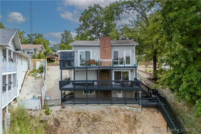 $899,000 | 4692 Lakehurst Circle, Osage Beach, MO 65065
