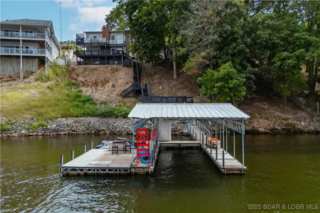 $899,000 | 4692 Lakehurst Circle, Osage Beach, MO 65065