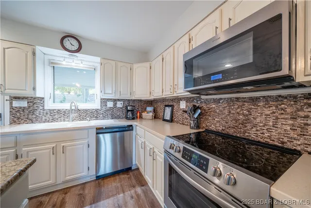 $899,000 | 4692 Lakehurst Circle, Osage Beach, MO 65065