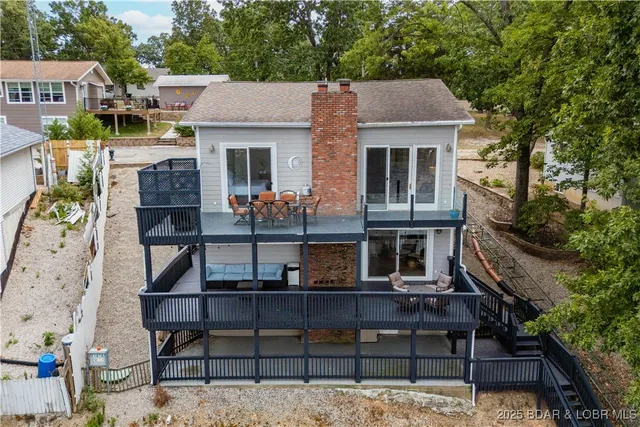 $899,000 | 4692 Lakehurst Circle, Osage Beach, MO 65065