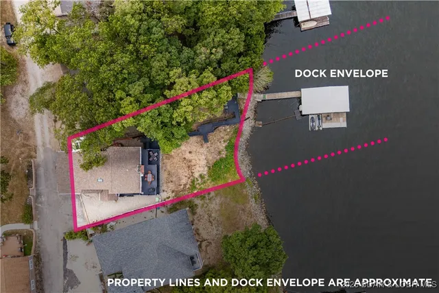 $899,000 | 4692 Lakehurst Circle, Osage Beach, MO 65065