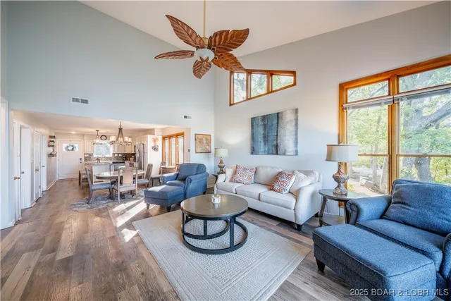 $899,000 | 4692 Lakehurst Circle, Osage Beach, MO 65065