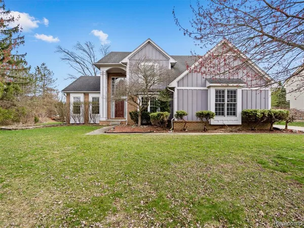 $3,600 | 7359 Water Oaks Drive, West Bloomfield, MI 48324