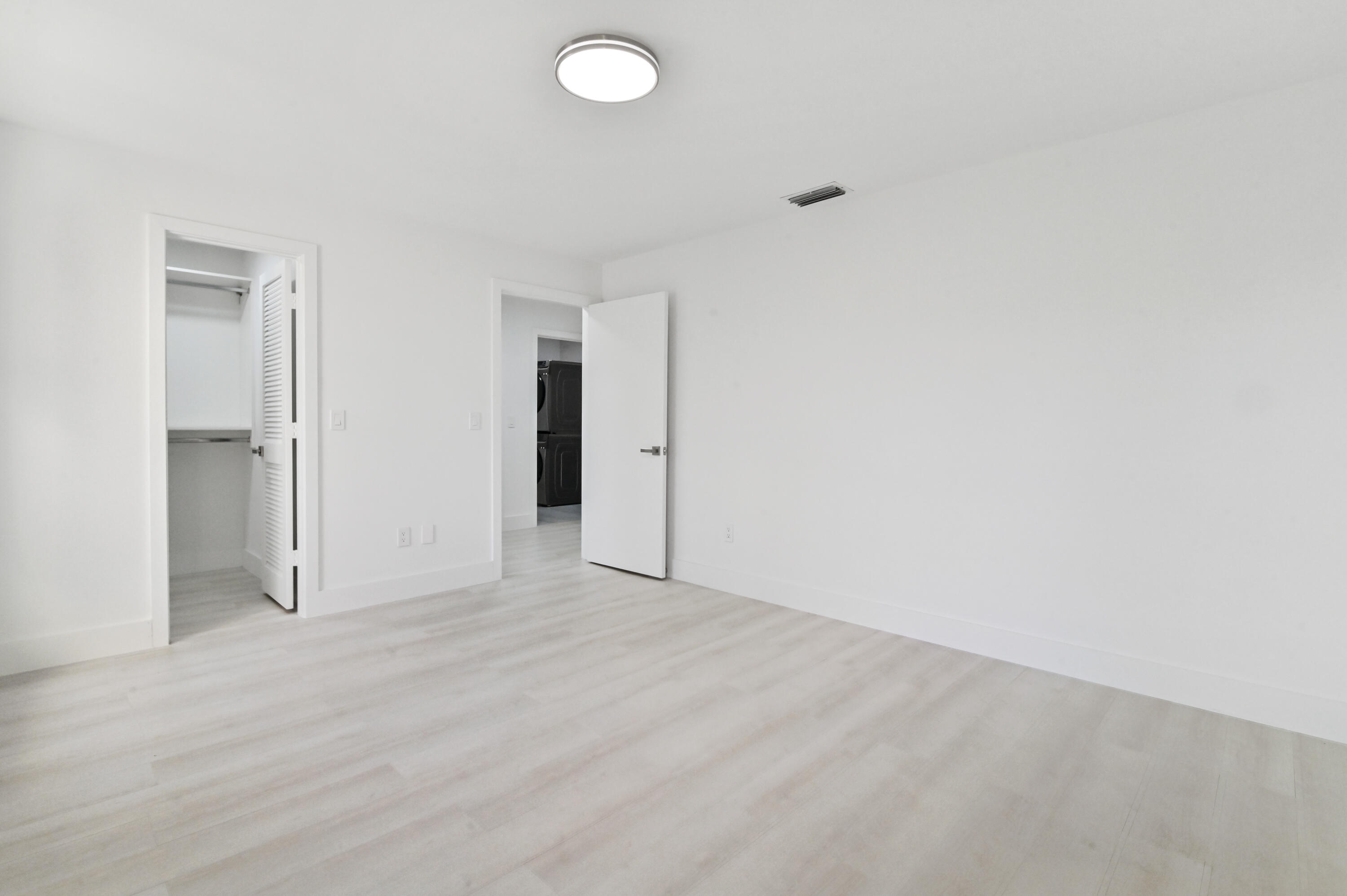 11294 Cloverleaf Circle Boca Raton, FL 33428 - Photo 19 of 81 Bedroom