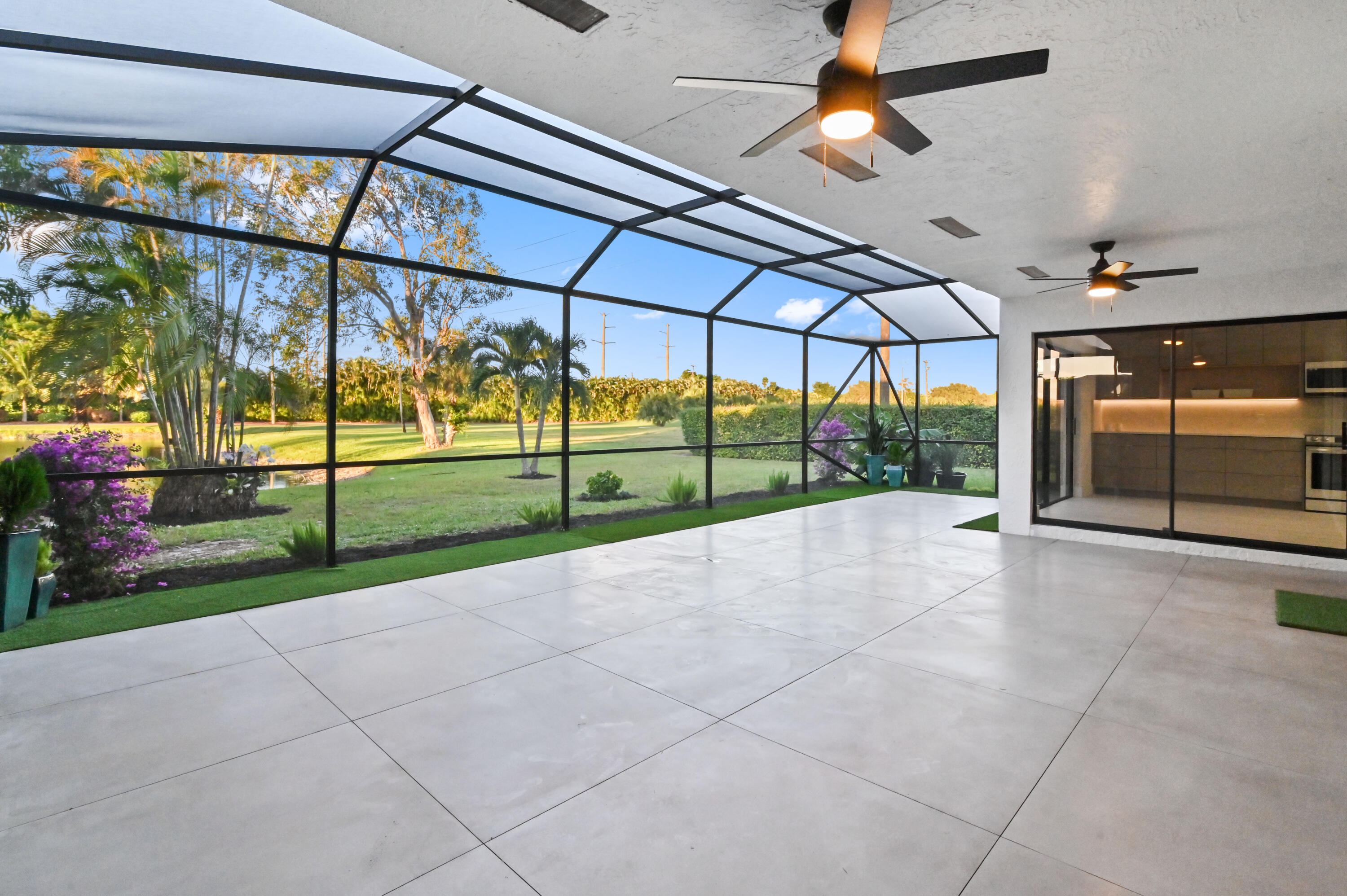 11294 Cloverleaf Circle Boca Raton, FL 33428 - Photo 33 of 81 a view of a backyard