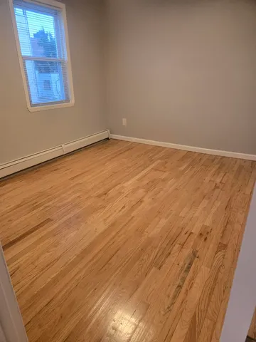 $1,800 | 96 Central Avenue, Unit 1, Jersey City, NJ 07306