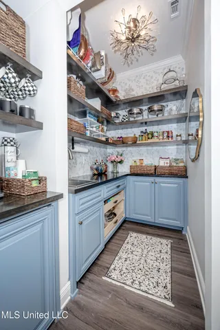 $729,900 | 2011 Ivy Court, Biloxi, MS 39532