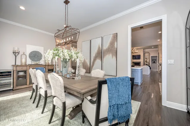 $729,900 | 2011 Ivy Court, Biloxi, MS 39532