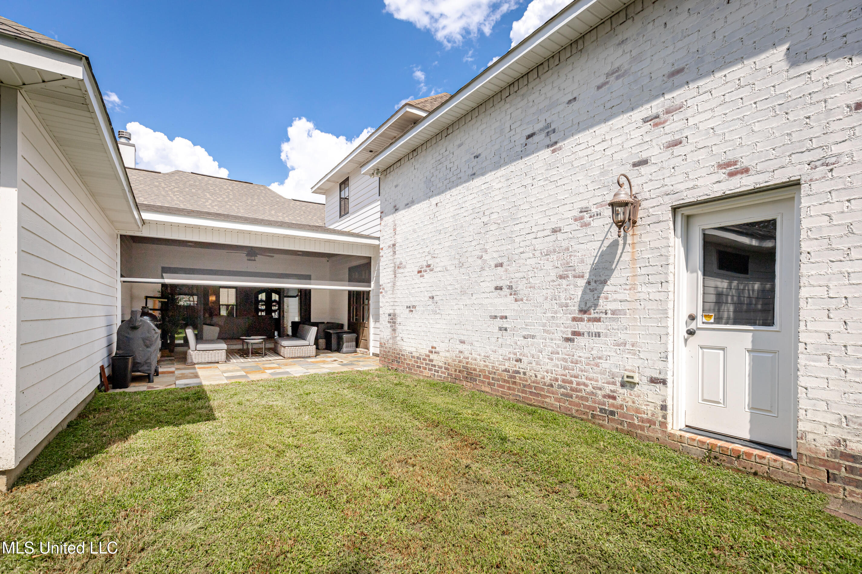 2011 Ivy Court Biloxi, MS 39532 - Photo 57 of 61 IMG_4310