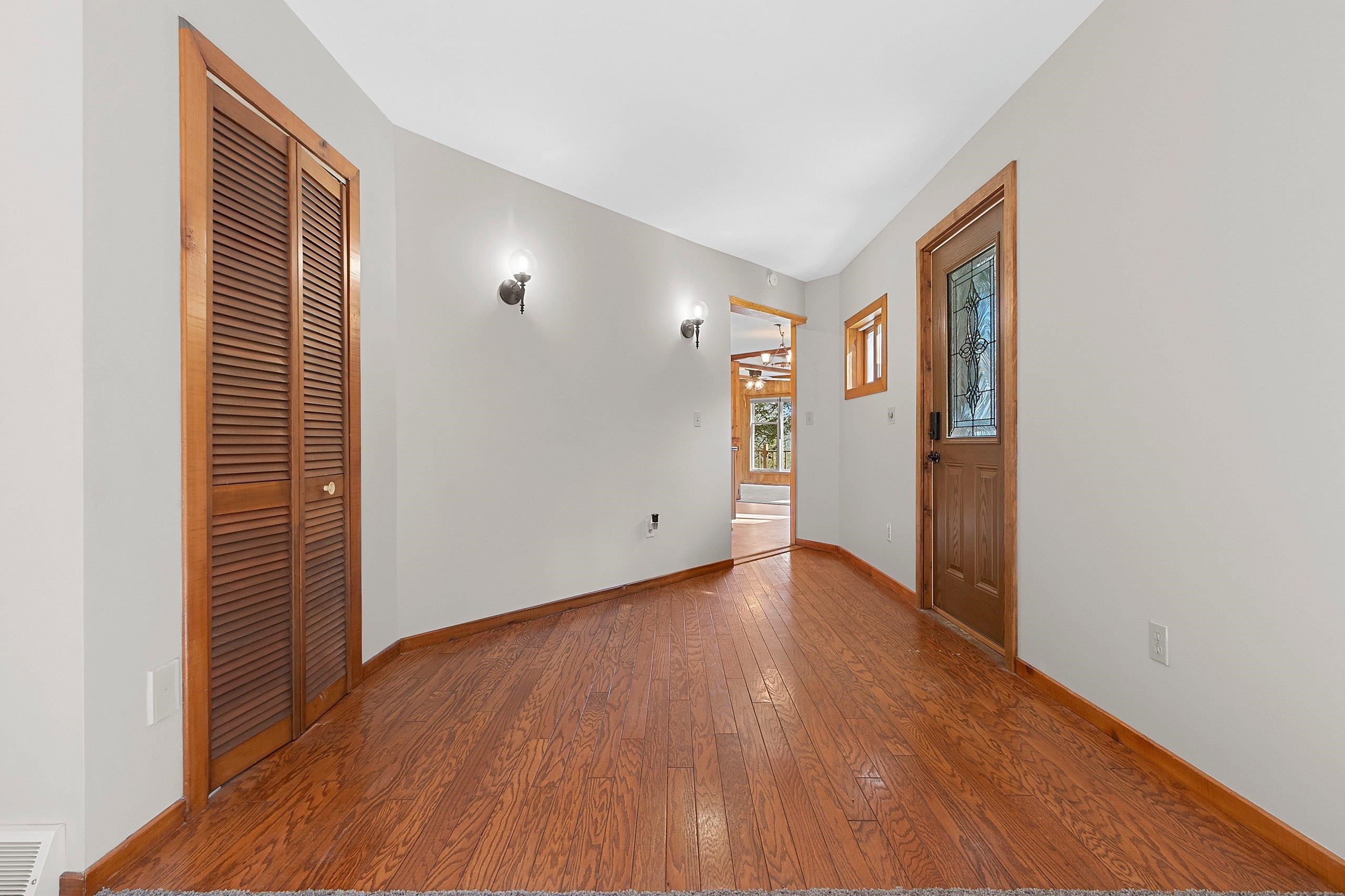 W11430 Riverside Road Marion, WI 54950 - Photo 15 of 44