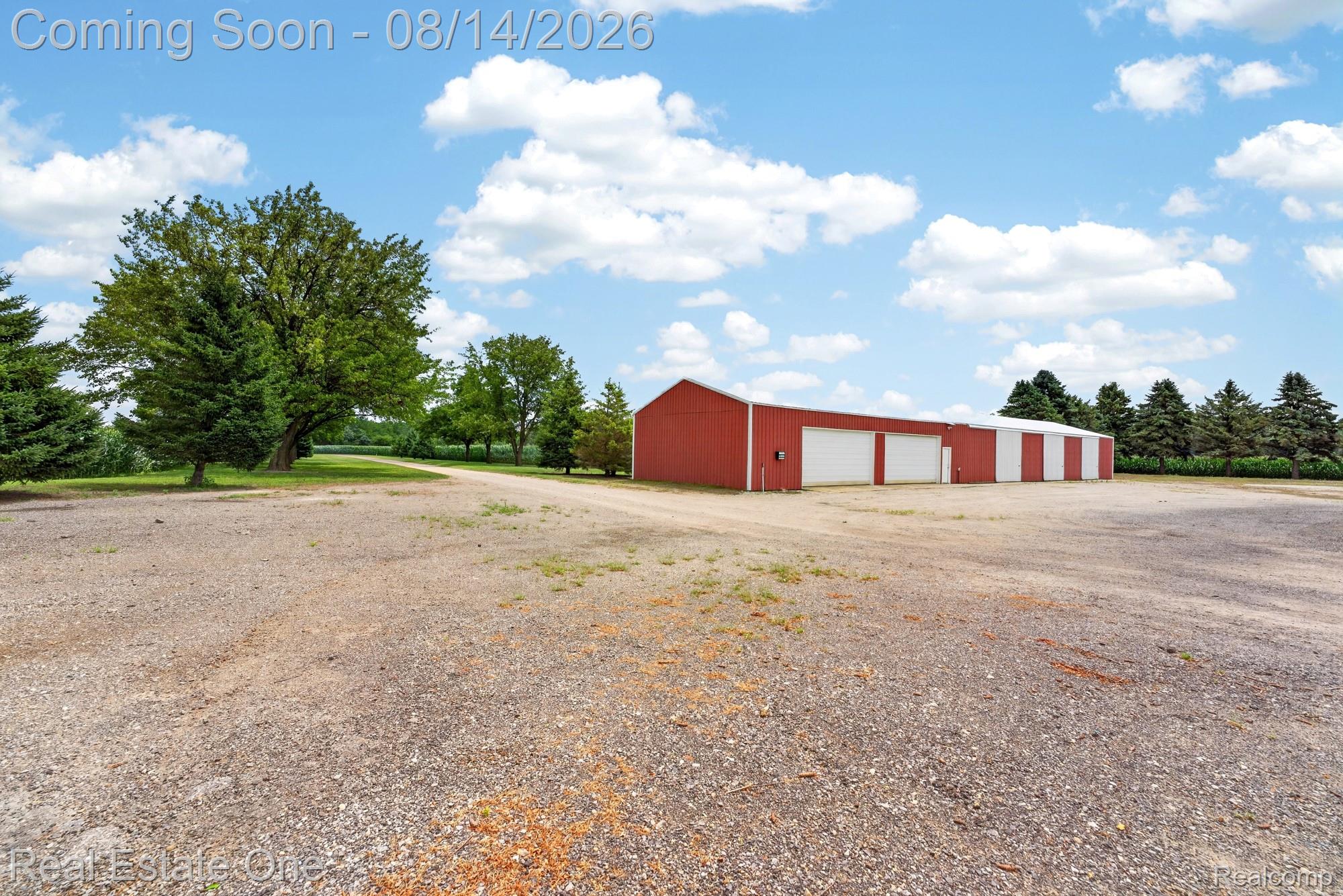 12139 Gooding Road Milan, MI 48160 - Photo 74 of 98 metro shores media_065.jpg