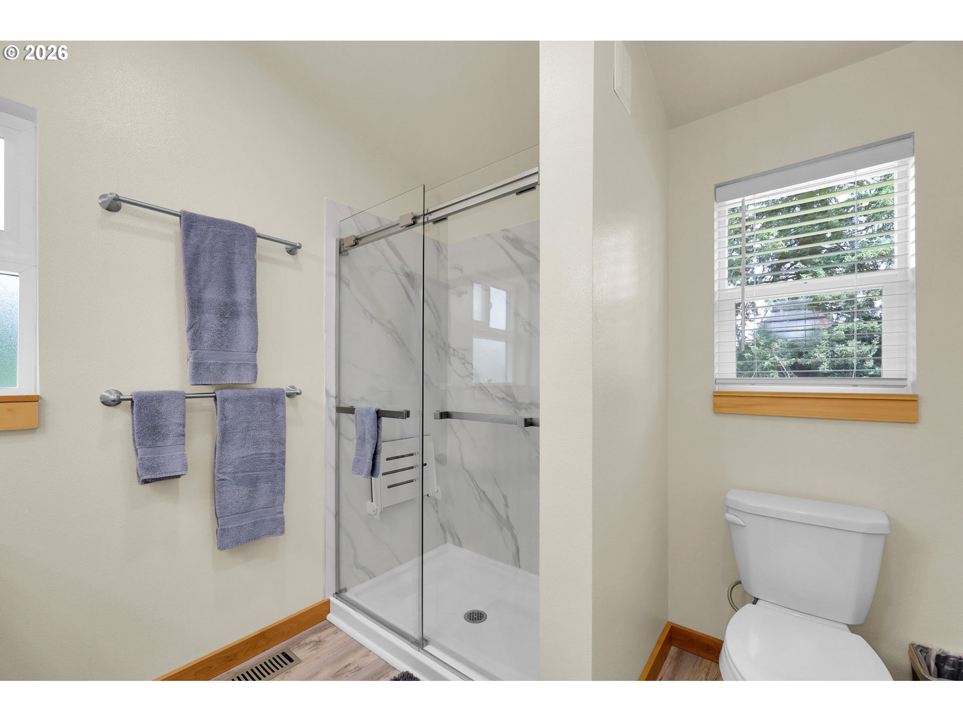 35478 Brabham Road Pleasant Hill, OR 97455 - Photo 16 of 48 a bathroom with a shower and a sink