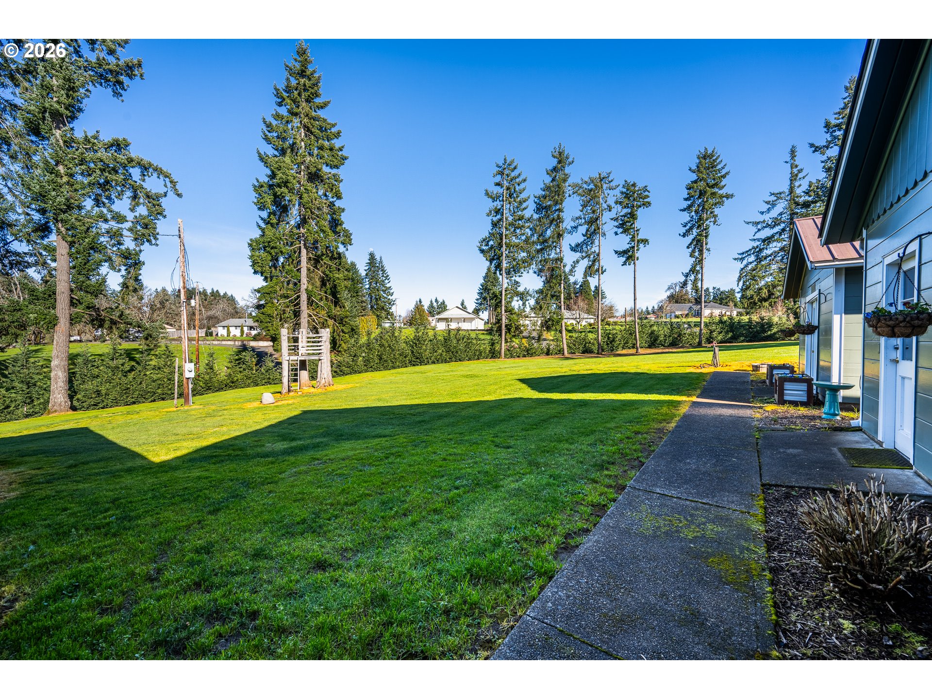 35478 Brabham Road Pleasant Hill, OR 97455 - Photo 30 of 48 a view of a park with large trees