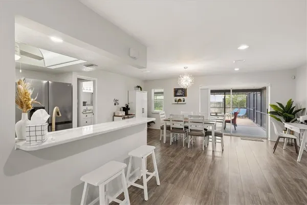 $459,000 | 3310 Siesta Drive, Venice, FL 34293