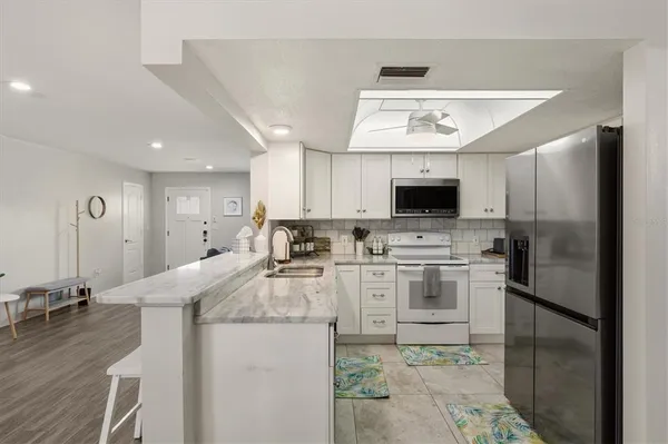 $459,000 | 3310 Siesta Drive, Venice, FL 34293