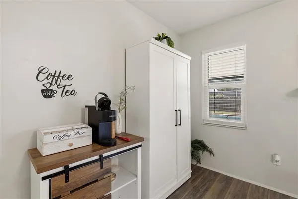 $459,000 | 3310 Siesta Drive, Venice, FL 34293