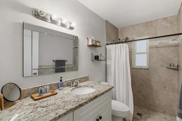 $459,000 | 3310 Siesta Drive, Venice, FL 34293