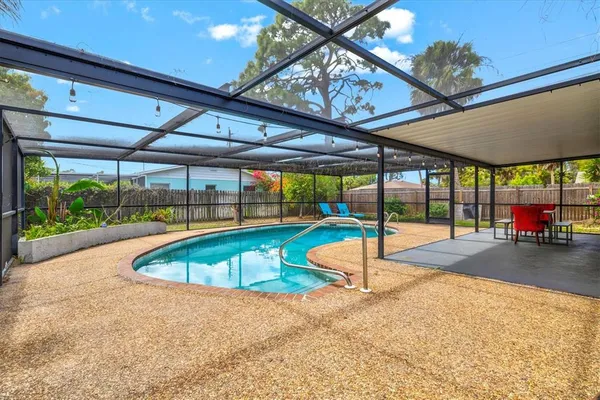 $459,000 | 3310 Siesta Drive, Venice, FL 34293