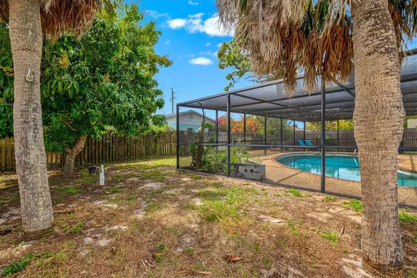 $459,000 | 3310 Siesta Drive, Venice, FL 34293