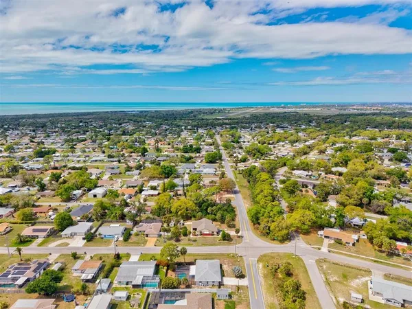 $459,000 | 3310 Siesta Drive, Venice, FL 34293