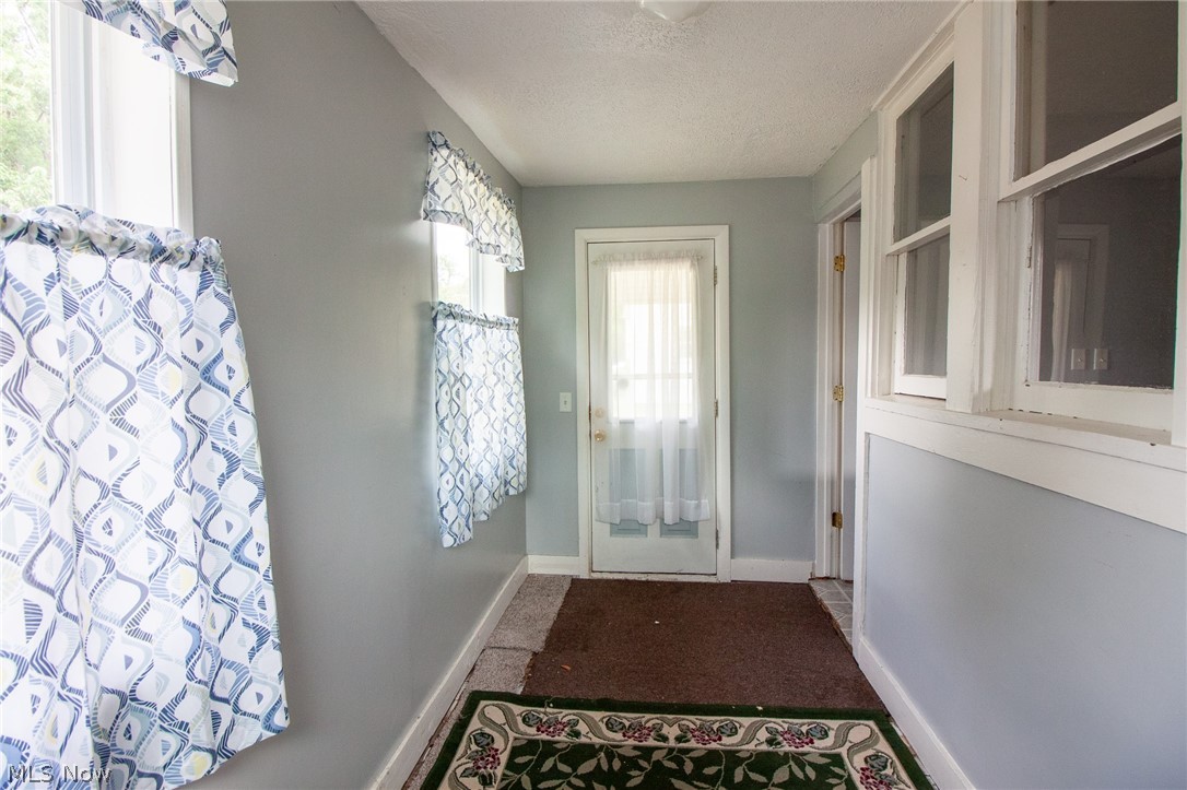 1869 Springfield Center Road Akron, OH 44312 - Photo 12 of 21