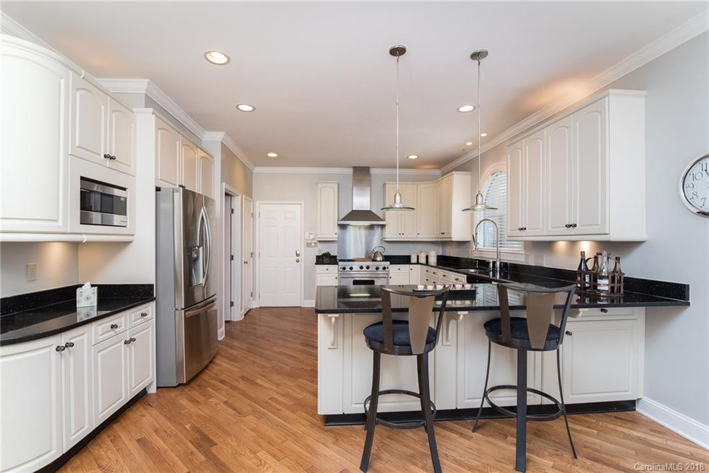 7114 Topsail Circle Tega Cay, SC 29708 - Photo 11 of 35