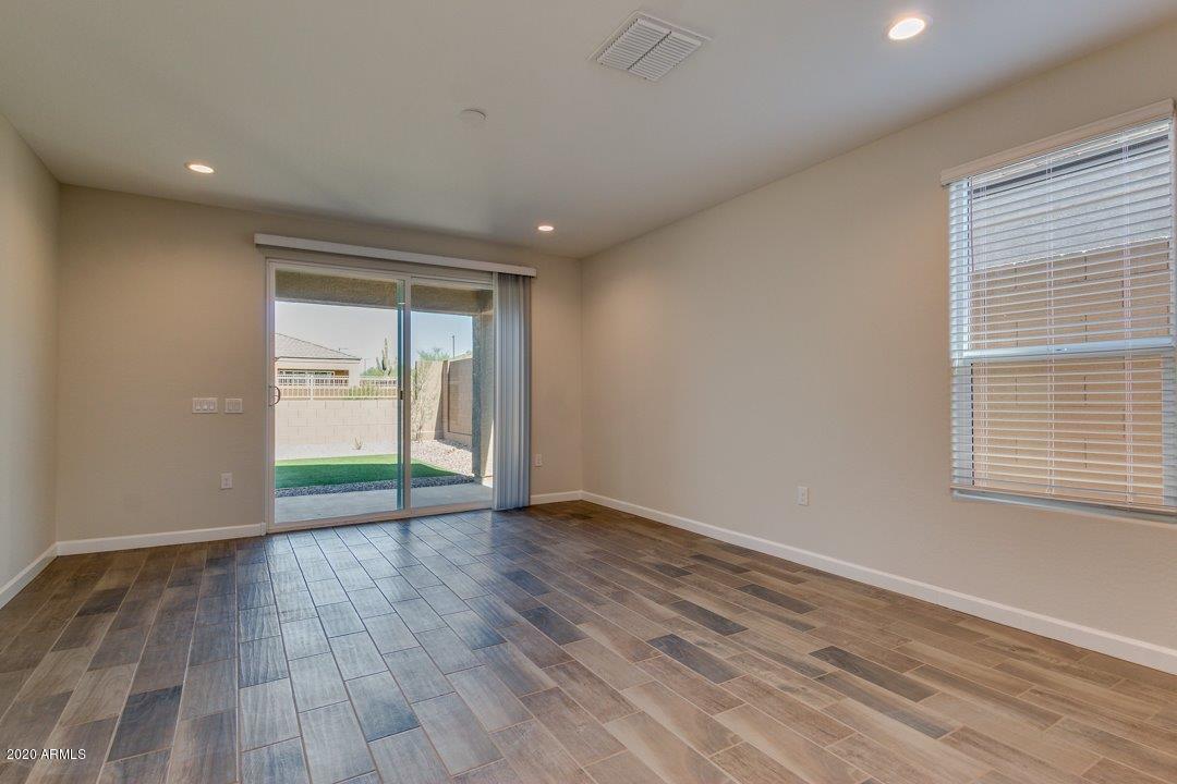 1946 West Plum Road Phoenix, AZ 85085 - Photo 15 of 47 10-Plum