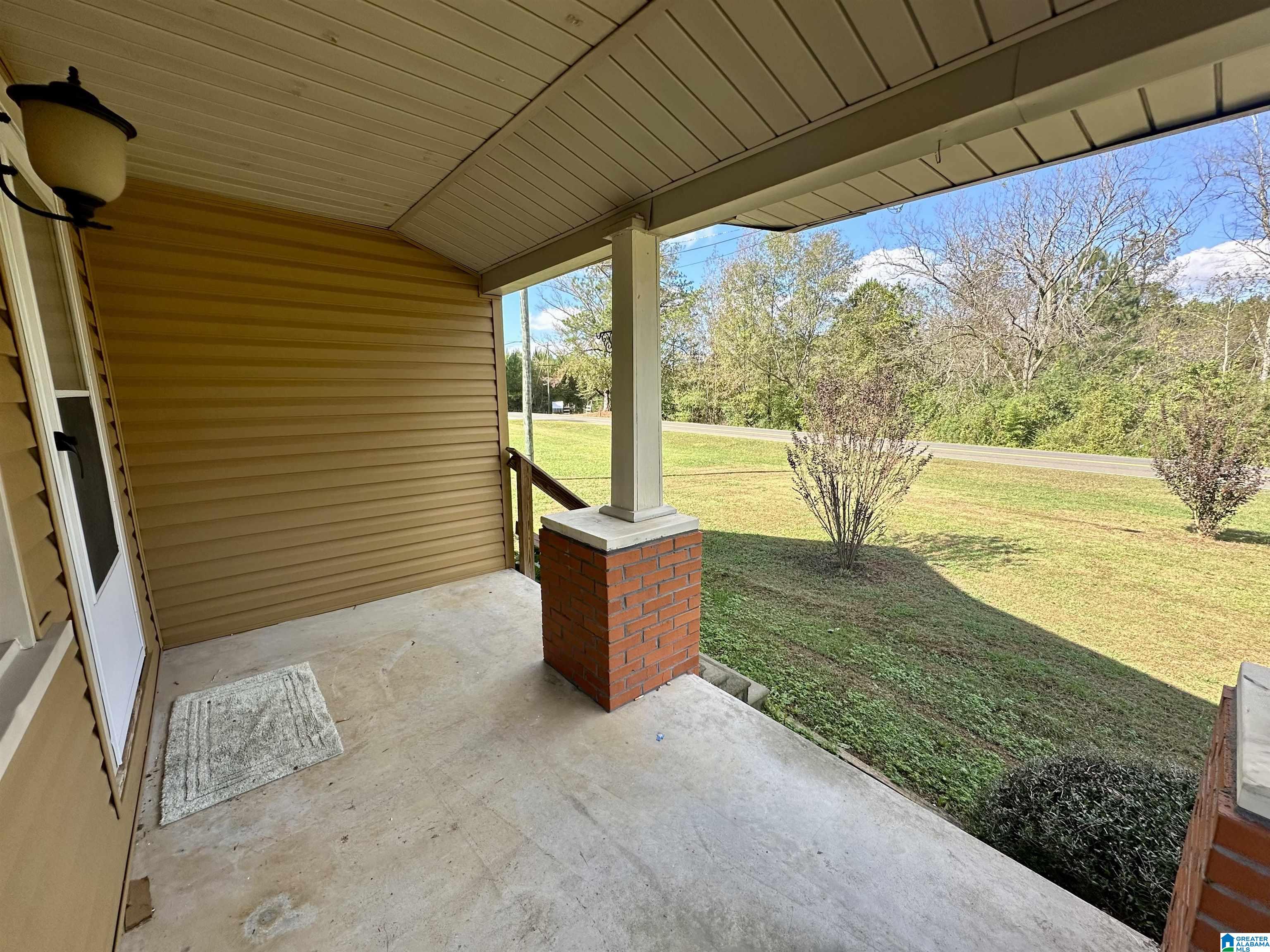 1525 Forest Glen Road Sylacauga, AL 35151 - Photo 5 of 21