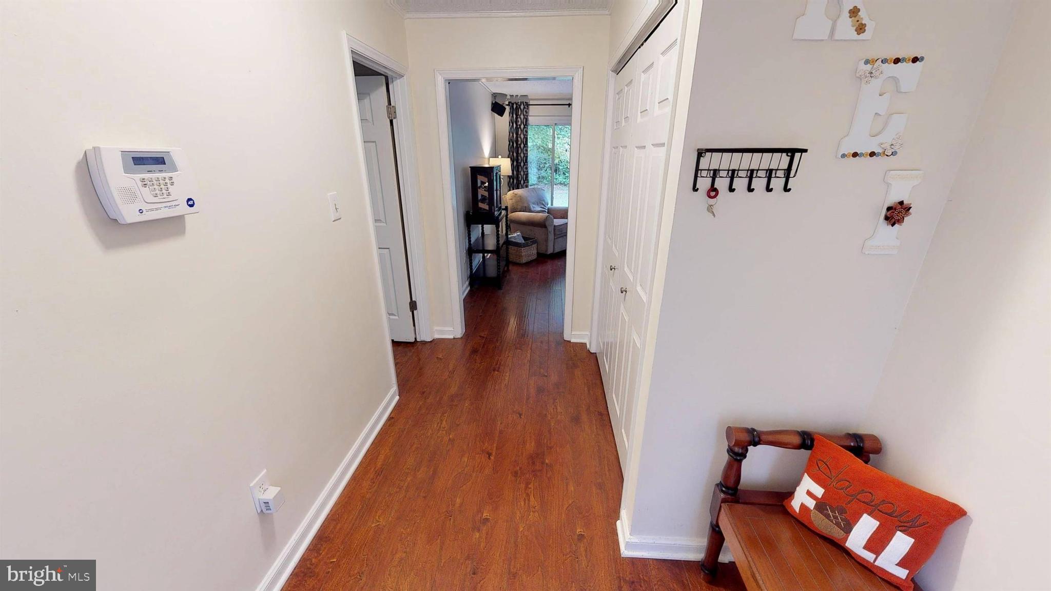 919 Swan Lane Ruther Glen, VA 22546 - Photo 25 of 30 Foyer