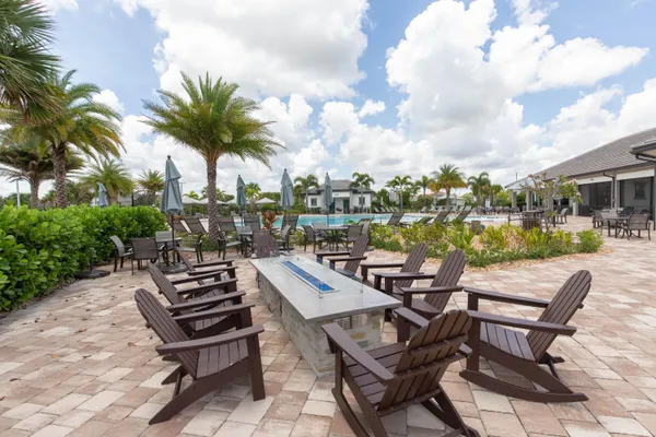 $3,900 | 8161 Hanoverian Drive, Lake Worth, FL 33467