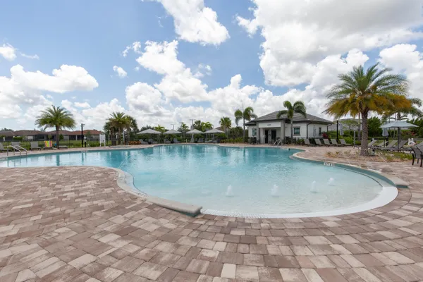 $3,900 | 8161 Hanoverian Drive, Lake Worth, FL 33467