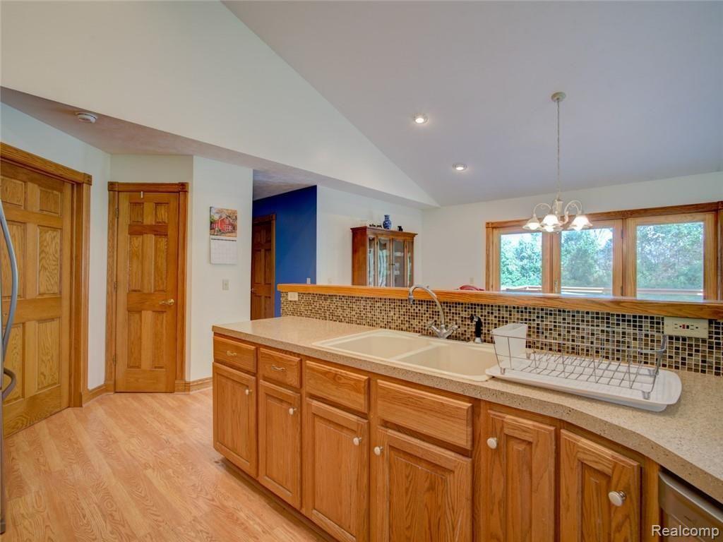 9817 Pittsburg Road Durand, MI 48429 - Photo 6 of 39