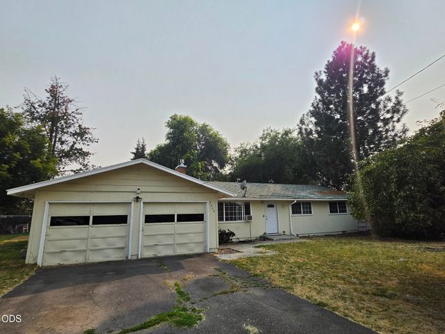 $280,000 | 5608 Bel Aire Drive, Klamath Falls, OR 97603