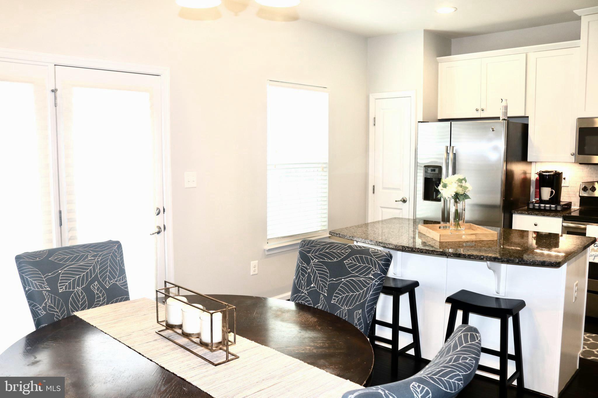 7345 Summit Rock Road Elkridge, MD 21075 - Photo 11 of 31 Dining room