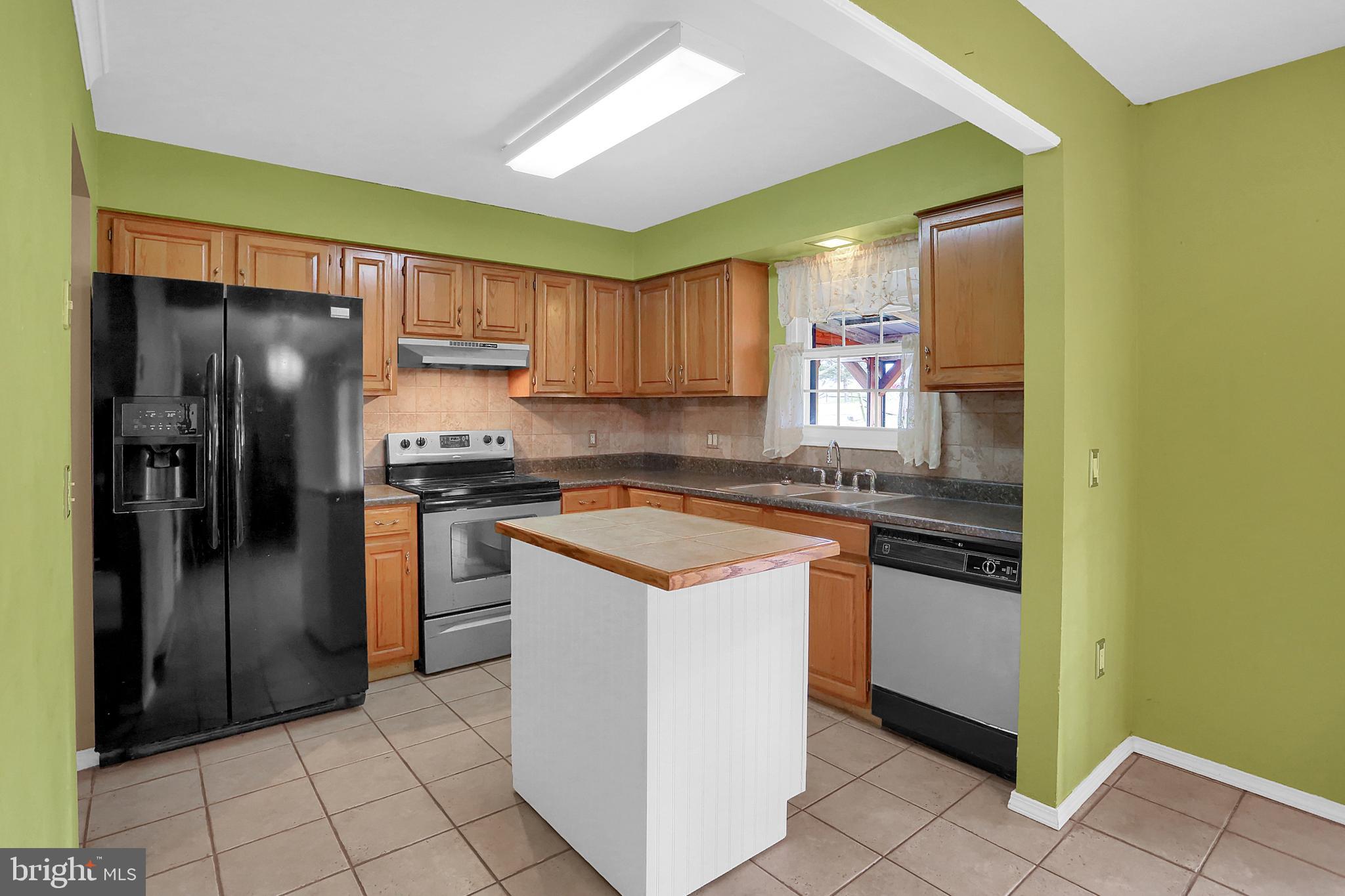 2535 Powells Valley Road Halifax, PA 17032 - Photo 8 of 29