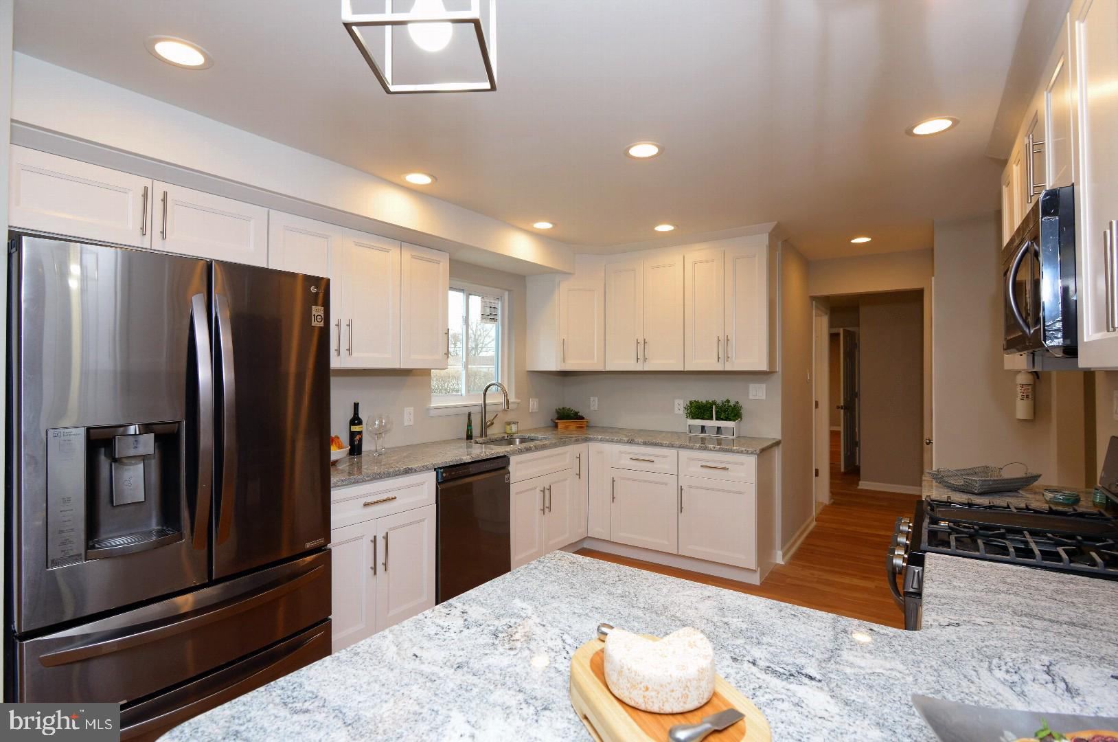 3252 Hayes Road Norristown, PA 19403 - Photo 2 of 30 Gallery Image 2